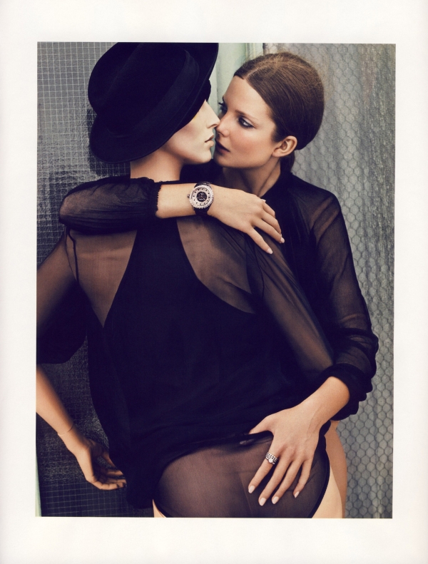 Vogue Paris Nov 2009 | Eniko Mihalik by Cédric Buchet